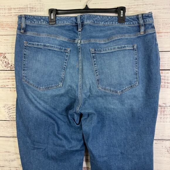 Lane Bryant Denim Signature Fit Mid Rise Relaxed Straight High rise Sz 22 Jeans - Picture 6 of 7